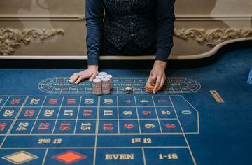 game crypto Debet